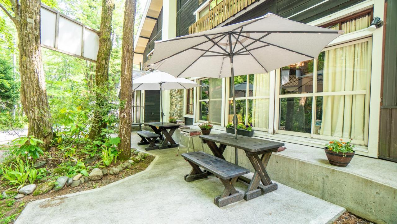 Mojo Lodge Hakuba Exterior photo